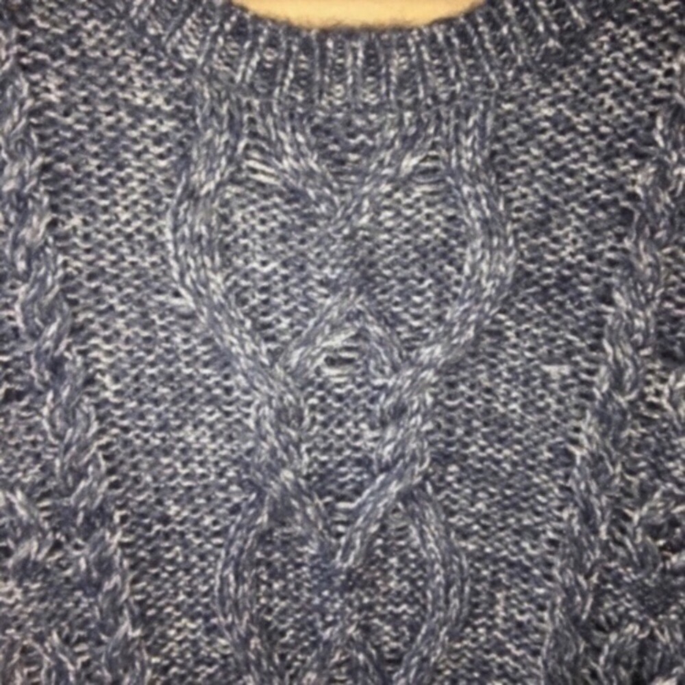 Gap Silver Metallic Cable Knit Sweater - Picture 2 of 4